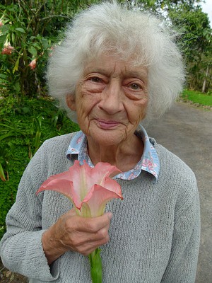 wandaflower.jpg