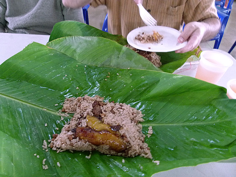 bananaleafmeal.jpg